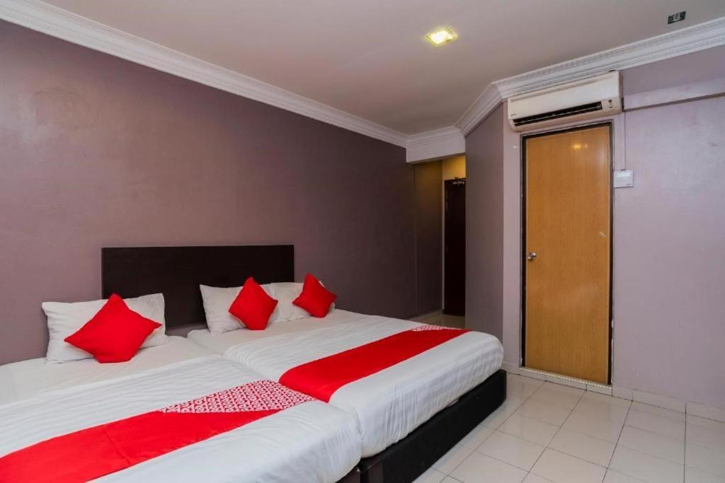ג'והור בהרו Golden Horse Hotel מראה חיצוני תמונה