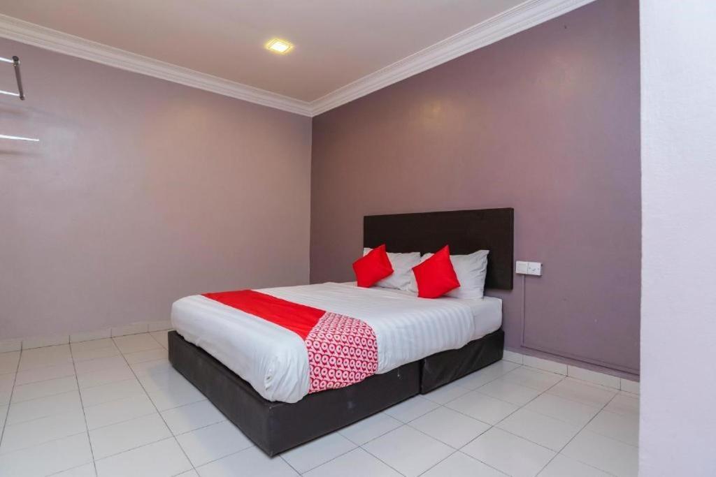 ג'והור בהרו Golden Horse Hotel מראה חיצוני תמונה